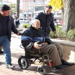 11 Engelli Vatandaşa Akülü Araçları Teslim Edildi